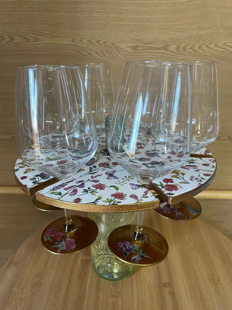 Soporte de vino con copas a juego mariposas botanic